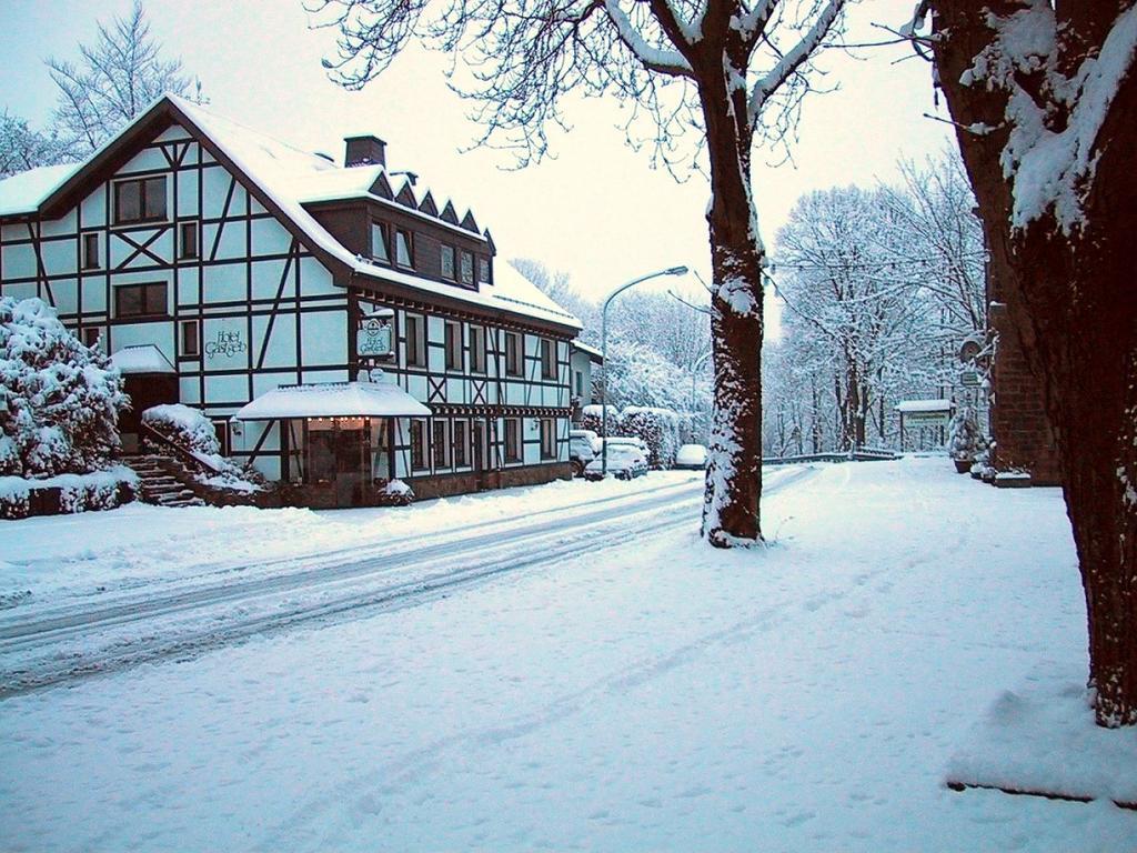 Hotel Gastgeb Essen Bagian luar foto